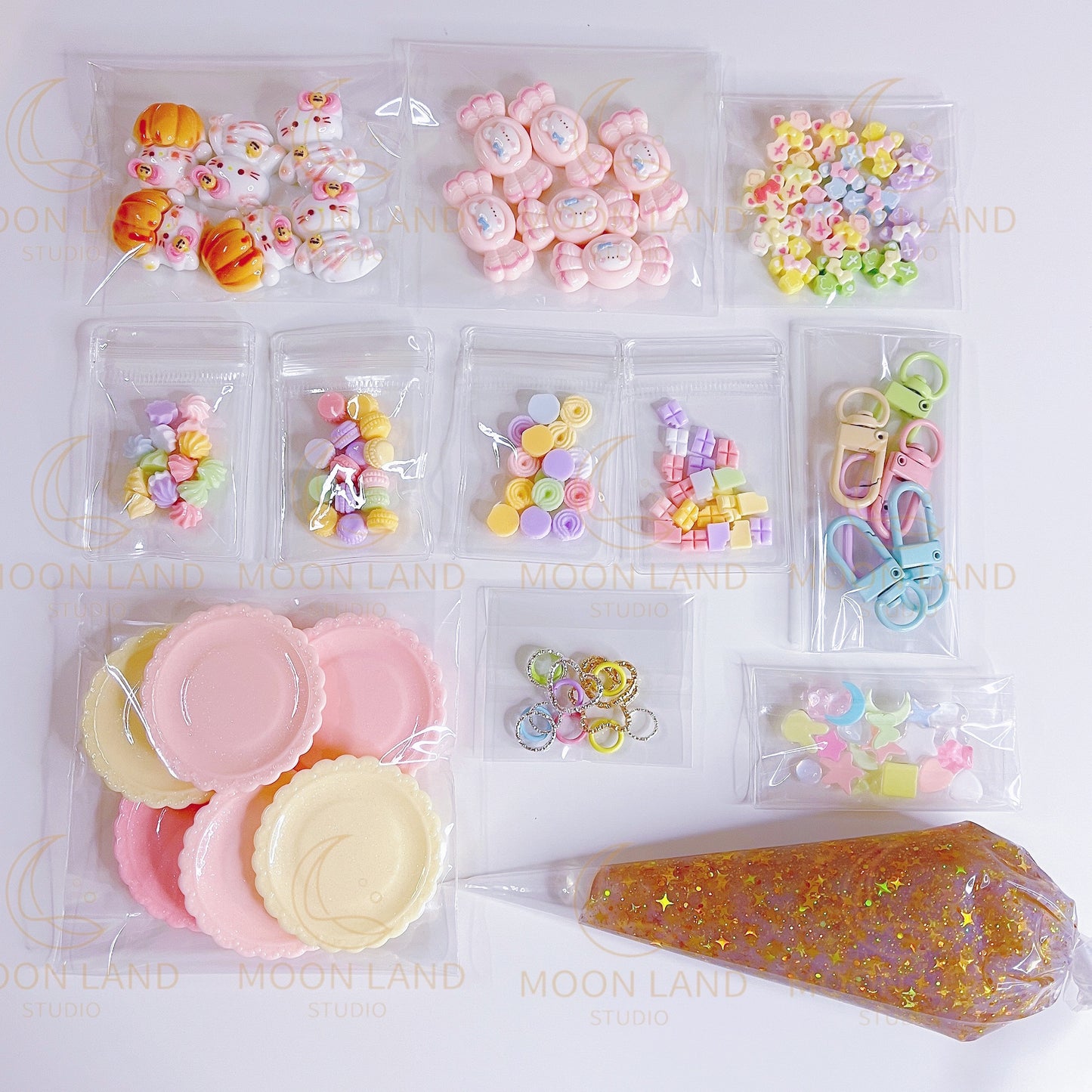 Halloween Hello Kitty Keychain DIY Kit